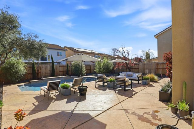 3555 Saint Lucia Pl, West Sacramento, CA 95691