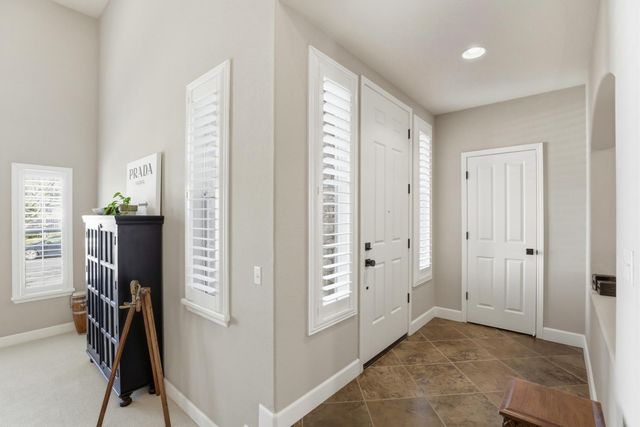 3555 Saint Lucia Pl, West Sacramento, CA 95691