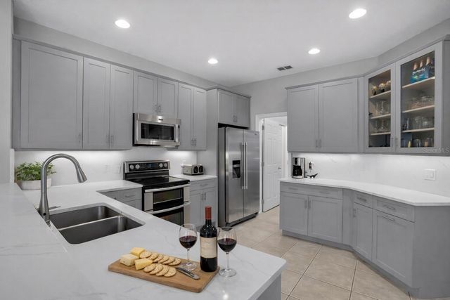 2570 DOUBLE TREE PLACE, Oviedo, FL 32766