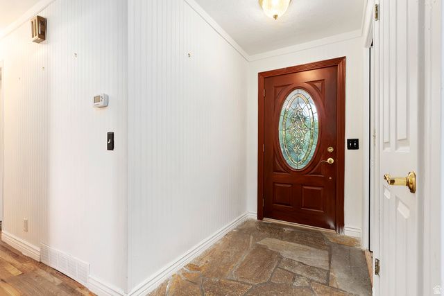 2315 E CREEK RD, Sandy, UT 84093