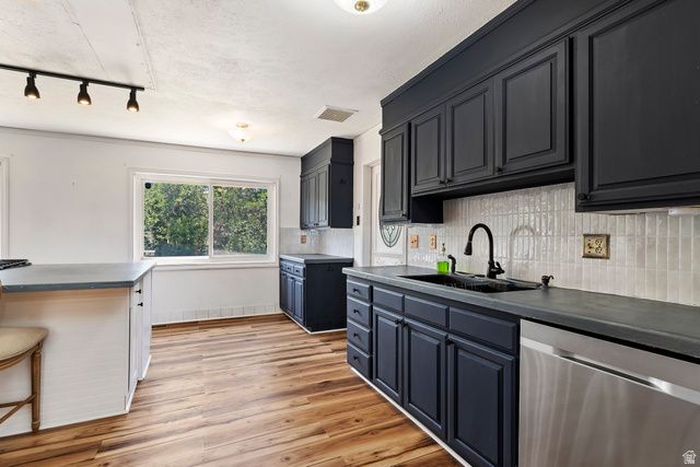 2315 E CREEK RD, Sandy, UT 84093