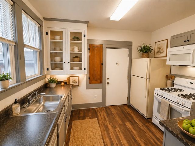735-737 Woodbine Avenue, Rochester, NY 14619