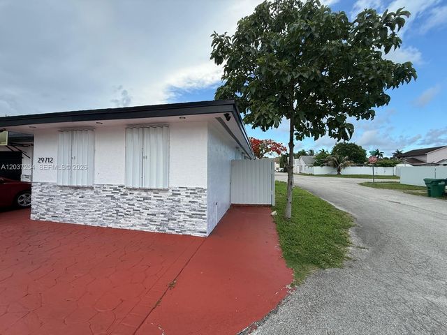 29712 SW 158th Pl, Homestead, FL 33033