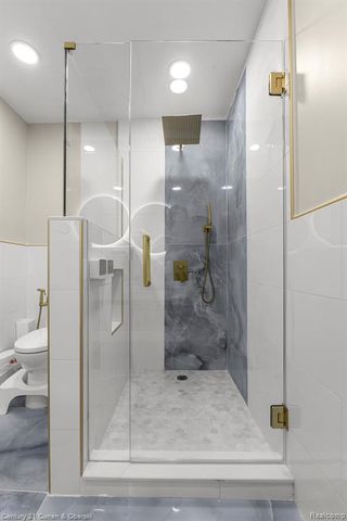 25520 Elon Drive, Dearborn Heights, MI 48127