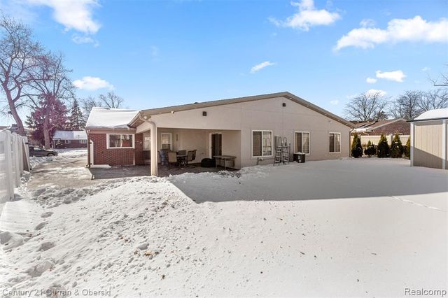 25520 Elon Drive, Dearborn Heights, MI 48127