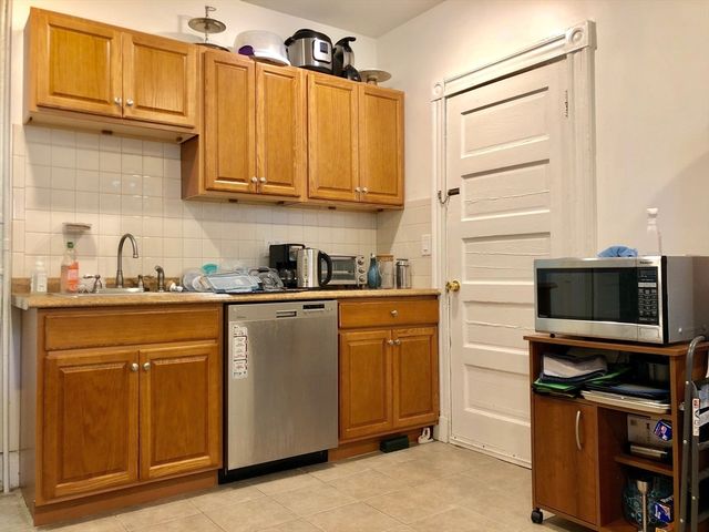 104 Pine Street 1, Cambridge, MA 02139