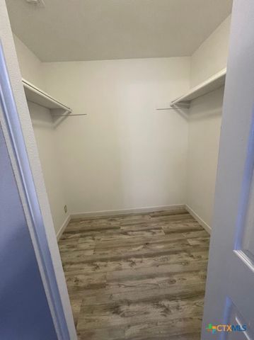 744 Hill Top Drive, Canyon Lake, TX 78133