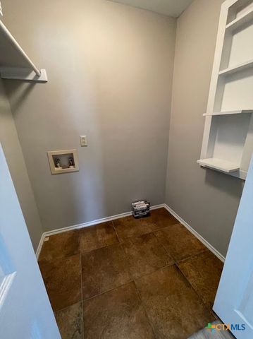 744 Hill Top Drive, Canyon Lake, TX 78133