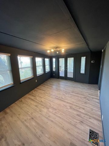 744 Hill Top Drive, Canyon Lake, TX 78133