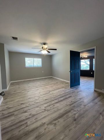 744 Hill Top Drive, Canyon Lake, TX 78133