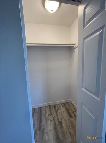 744 Hill Top Drive, Canyon Lake, TX 78133