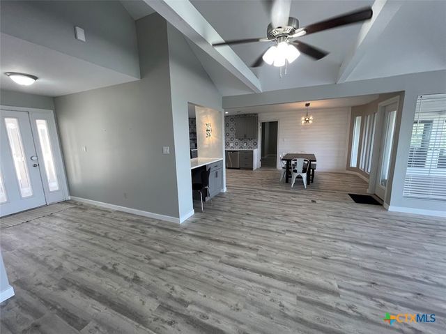 744 Hill Top Drive, Canyon Lake, TX 78133