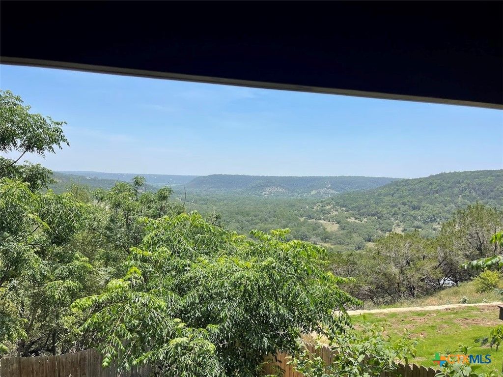 744 Hill Top Drive, Canyon Lake, TX 78133