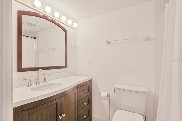 2121 WOOD STREET C110, Sarasota, FL 34237