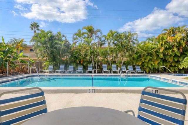 2121 WOOD STREET C110, Sarasota, FL 34237