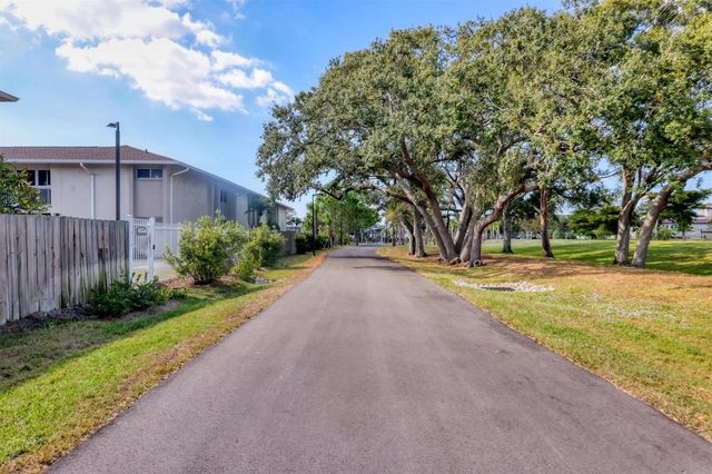 2121 WOOD STREET C110, Sarasota, FL 34237