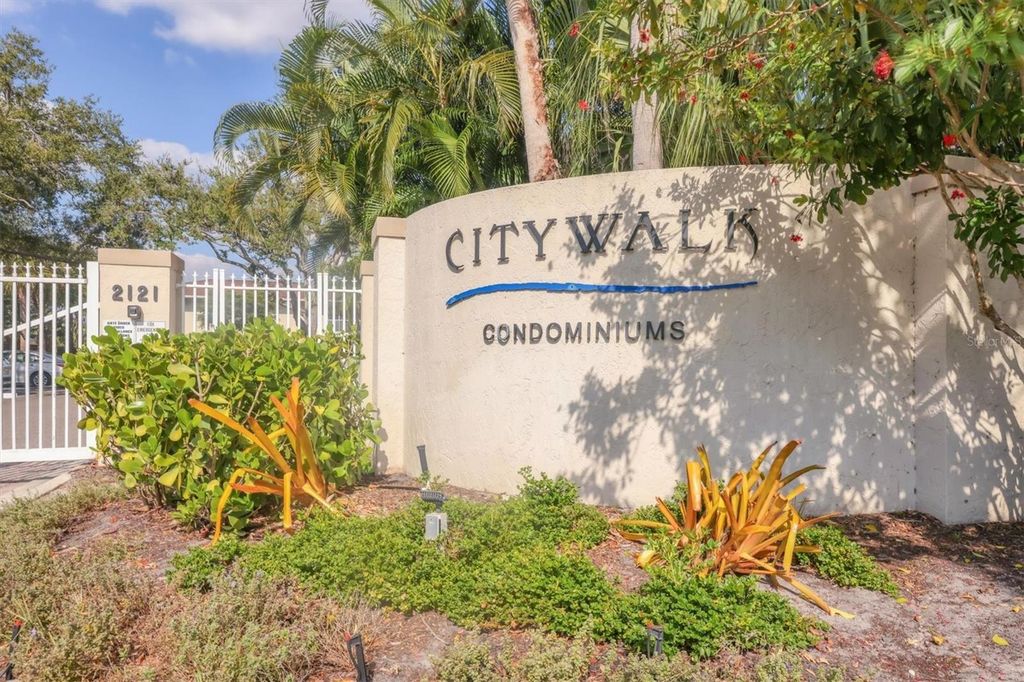 2121 WOOD STREET C110, Sarasota, FL 34237