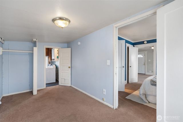 3596 E Howe Street, Tacoma, WA 98404