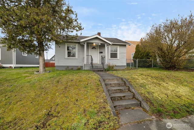 3596 E Howe Street, Tacoma, WA 98404