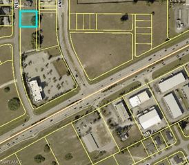 503 NE 7th PL, Cape Coral, FL 33909