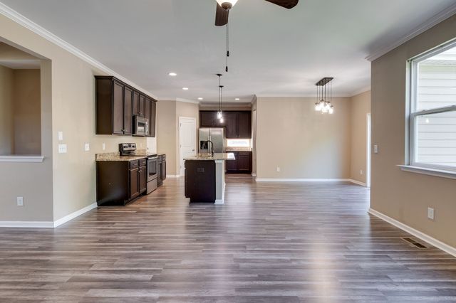 6513 Sunnywood Dr, Nashville, TN 37211