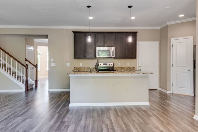 6513 Sunnywood Dr, Nashville, TN 37211