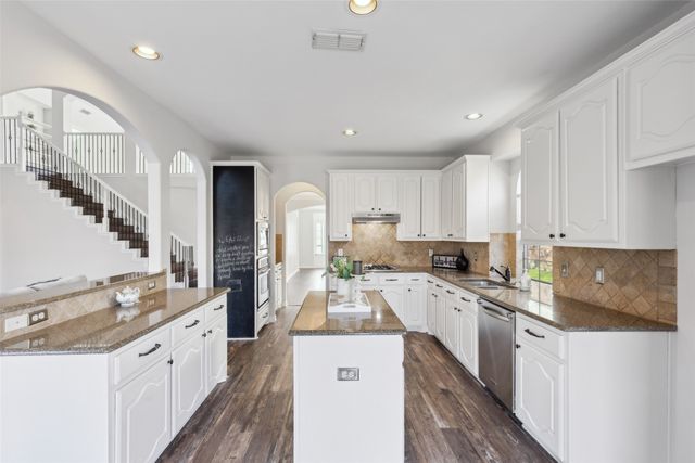 545 Riverbed Drive, Crowley, TX 76036