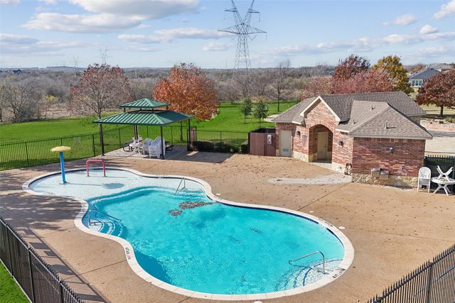 545 Riverbed Drive, Crowley, TX 76036