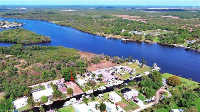 2228 Marina Park DR, Fort Myers, FL 33905