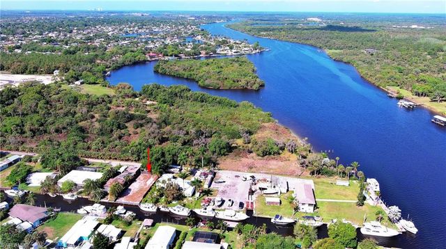 2228 Marina Park DR, Fort Myers, FL 33905