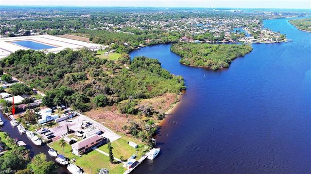 2228 Marina Park DR, Fort Myers, FL 33905