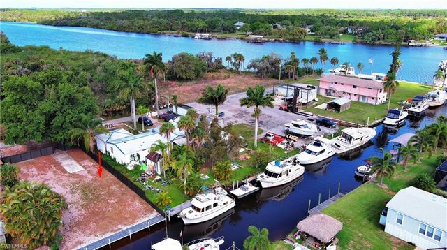 2228 Marina Park DR, Fort Myers, FL 33905