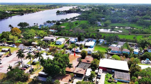 2228 Marina Park DR, Fort Myers, FL 33905