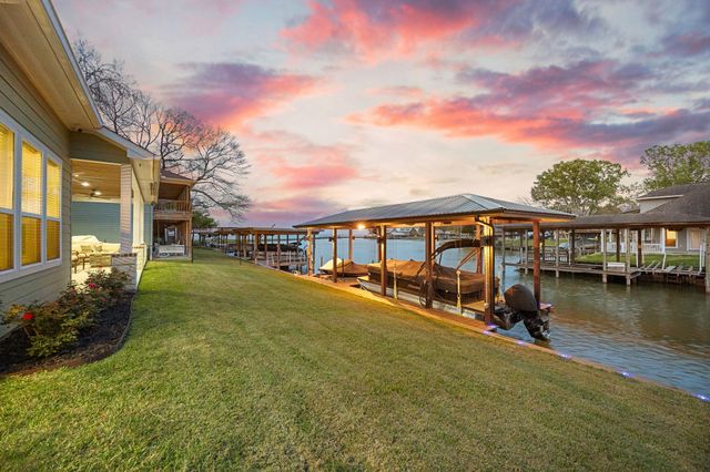 341 Holiday Lane, Coldspring, TX 77331