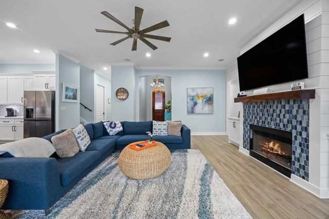 341 Holiday Lane, Coldspring, TX 77331