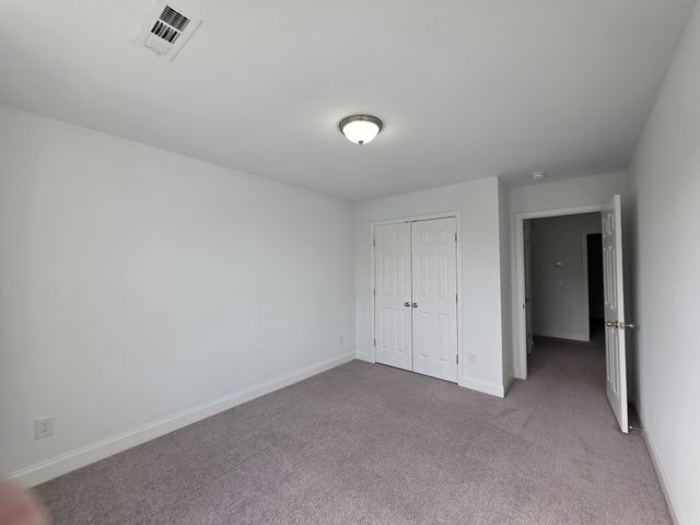 369 Carriage House Ln, Hendersonville, TN 37075