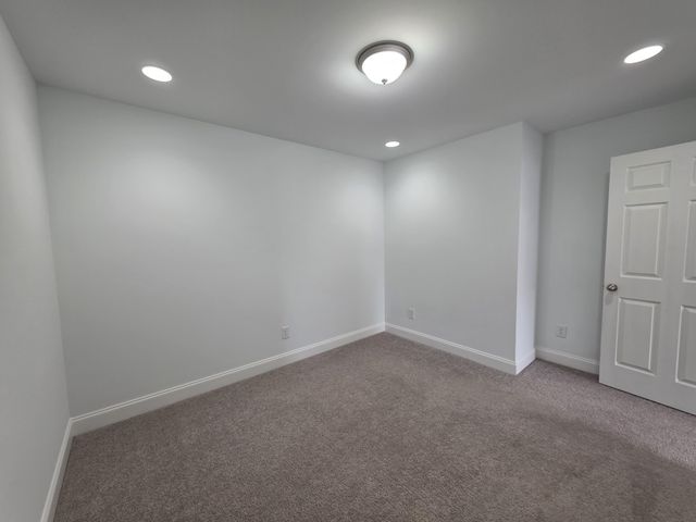 369 Carriage House Ln, Hendersonville, TN 37075