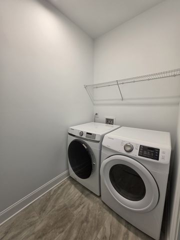 369 Carriage House Ln, Hendersonville, TN 37075