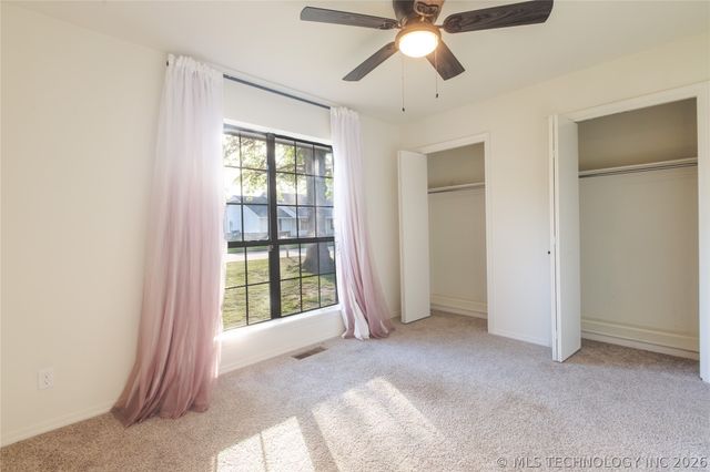 2422 S Maywood Drive, Claremore, OK 74017