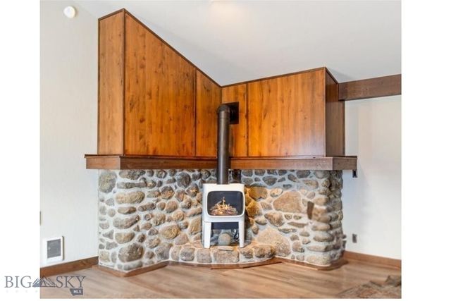 16 Evening Star Drive, Emigrant, MT 59027