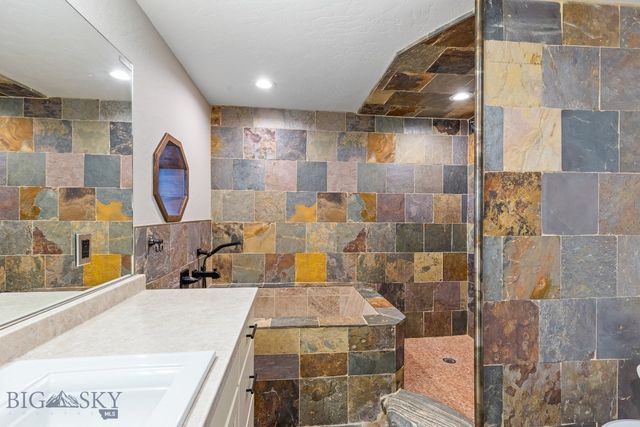 16 Evening Star Drive, Emigrant, MT 59027