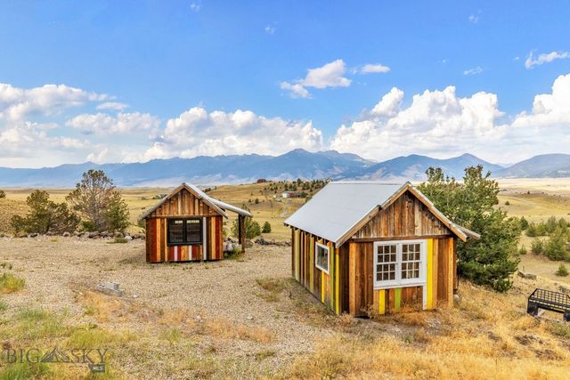 16 Evening Star Drive, Emigrant, MT 59027