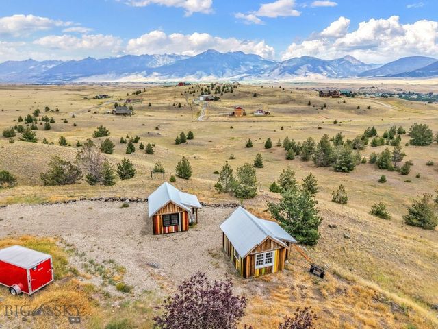 16 Evening Star Drive, Emigrant, MT 59027