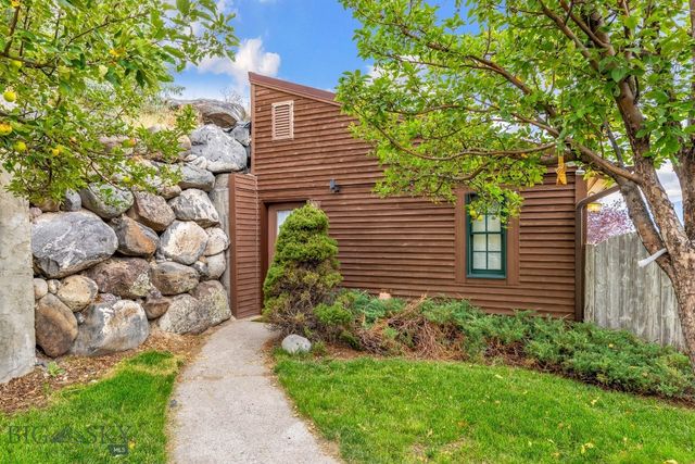 16 Evening Star Drive, Emigrant, MT 59027