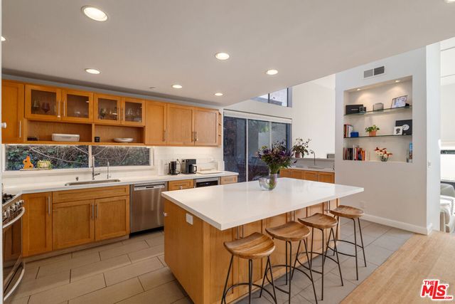 11925 Goshen Avenue 4, Los Angeles, CA 90049