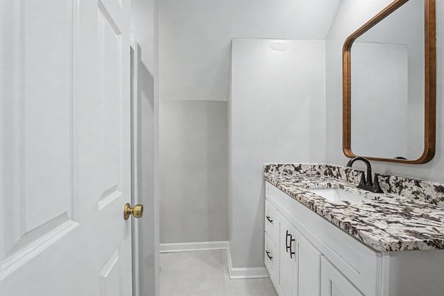 7703 RIVER BEND DR, Germantown, TN 38138