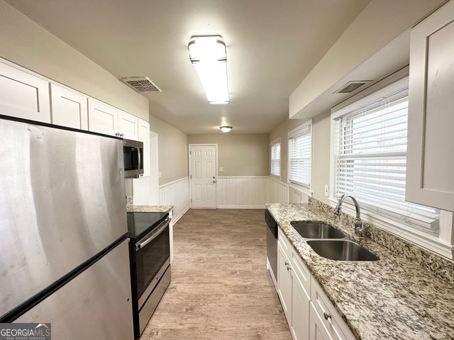 1271 Avonwood Circle SW, Atlanta, GA 30311
