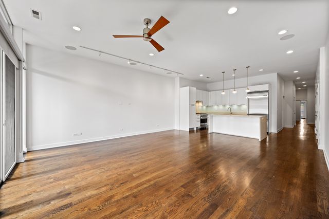 1611 N Hermitage Avenue 205, Chicago, IL 60622