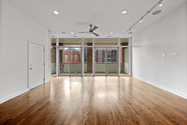 1611 N Hermitage Avenue 205, Chicago, IL 60622