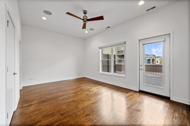 1611 N Hermitage Avenue 205, Chicago, IL 60622